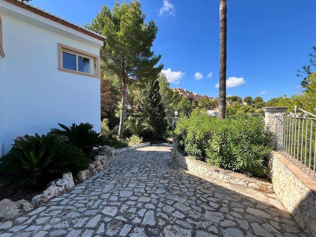 7 soveværelse Villa til salg i Pedreguer - € 965.000 (Ref: 8695451)