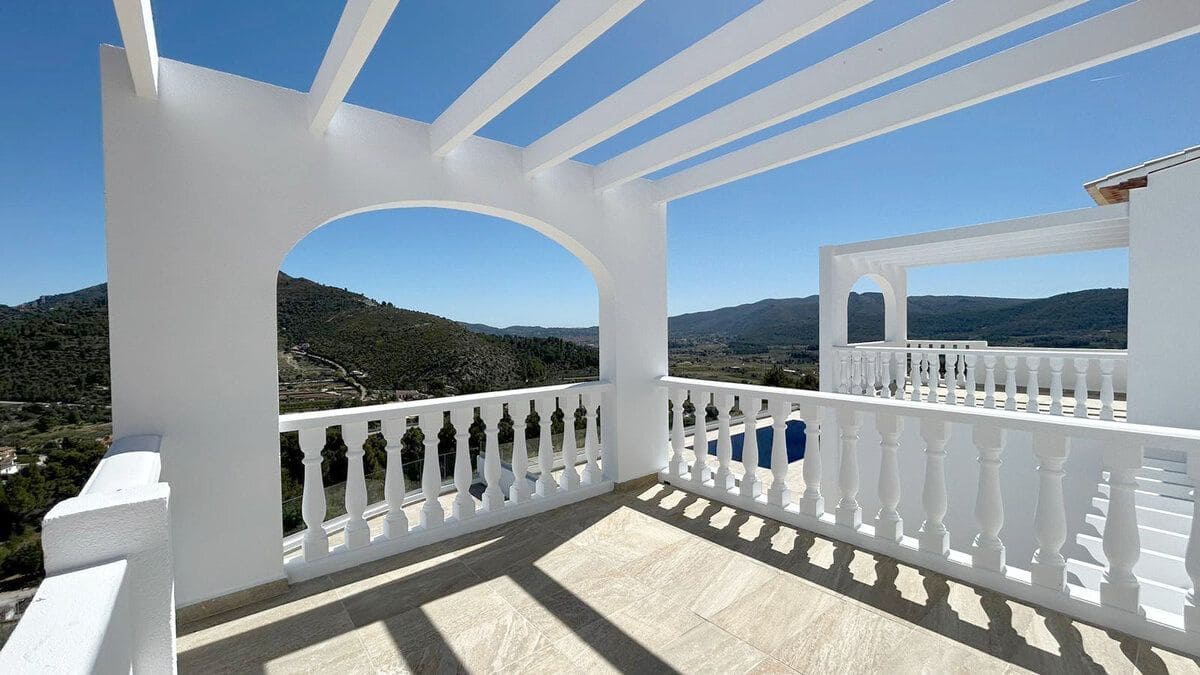 3 quarto Moradia para venda em Alcalali / Alcanali com piscina garagem - 575 000 € (Ref: 8695463)