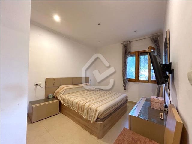 3 soveværelse Lejlighed til salg i Centro Urbano, Dénia med swimmingpool - € 220.000 (Ref: 8695474)