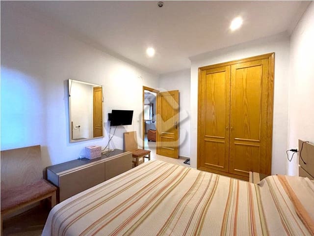 3 soveværelse Lejlighed til salg i Centro Urbano, Dénia med swimmingpool - € 220.000 (Ref: 8695474)