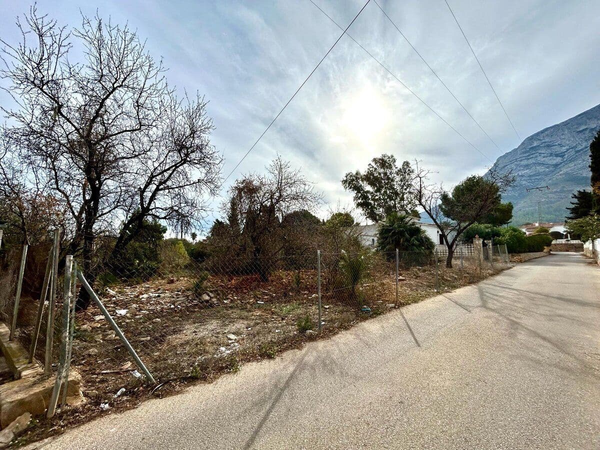 Terrain à Bâtir à vendre à Denia - 210 000 € (Ref: 8695480)