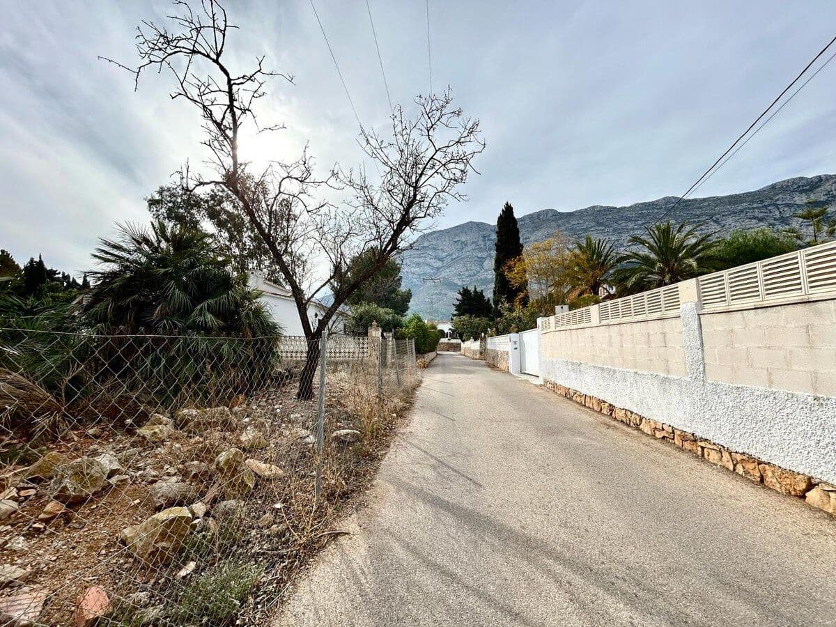 Terrain à Bâtir à vendre à Denia - 210 000 € (Ref: 8695480)