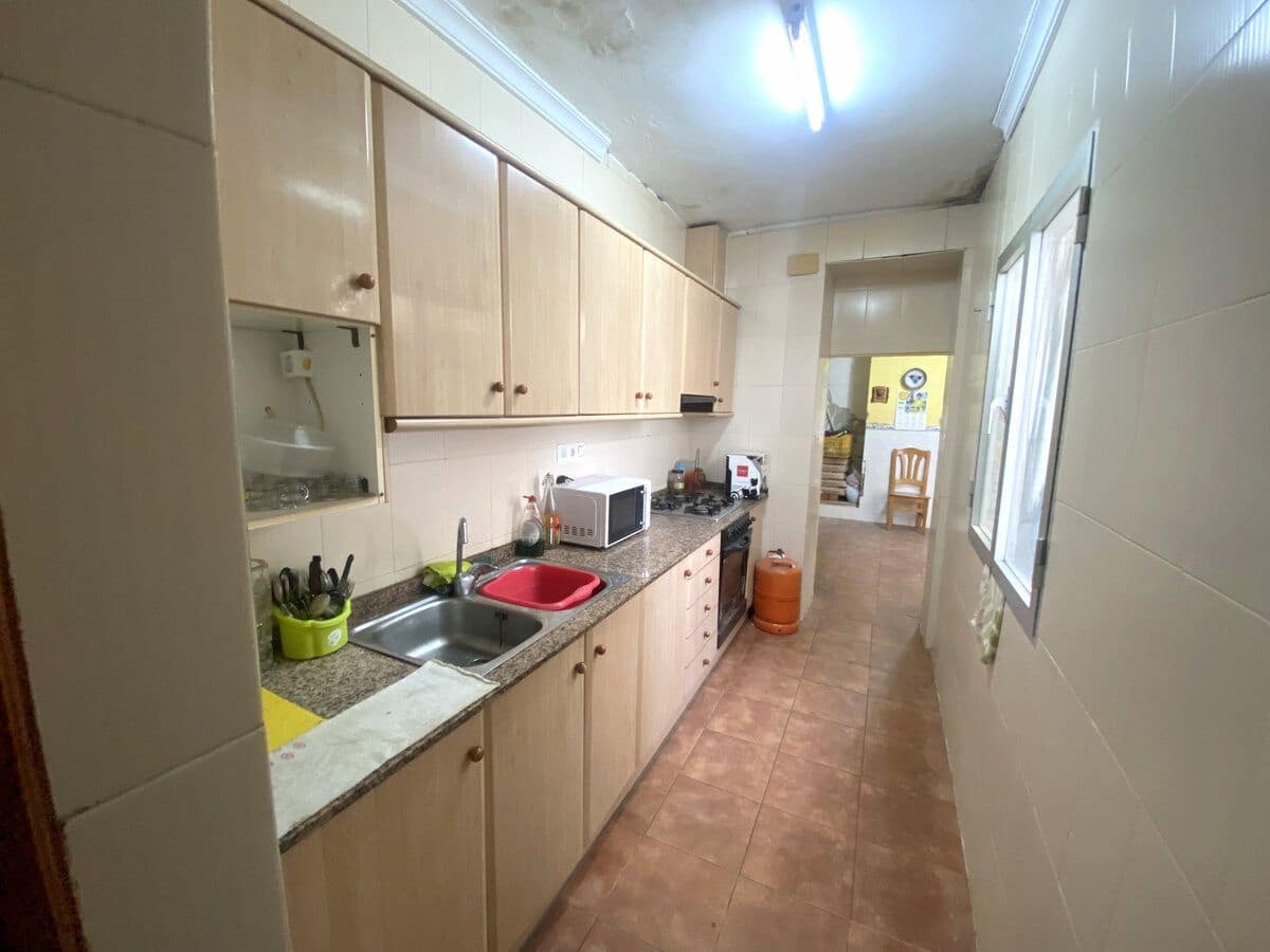 3 sovrum Hus till salu i Orba - 159 000 € (Ref: 8695487)