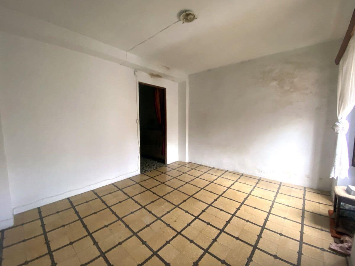 3 sovrum Hus till salu i Orba - 159 000 € (Ref: 8695487)