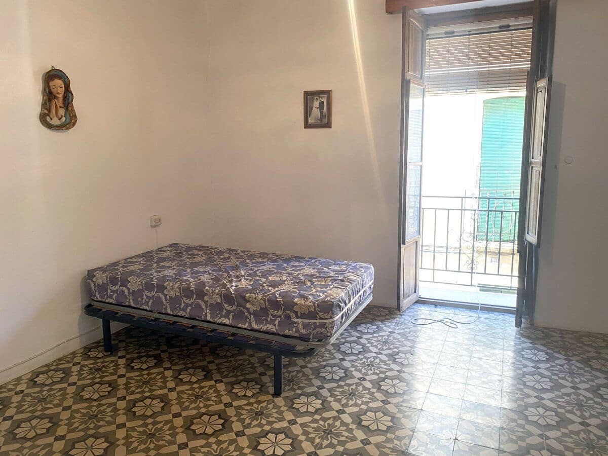 3 sovrum Hus till salu i Orba - 159 000 € (Ref: 8695487)