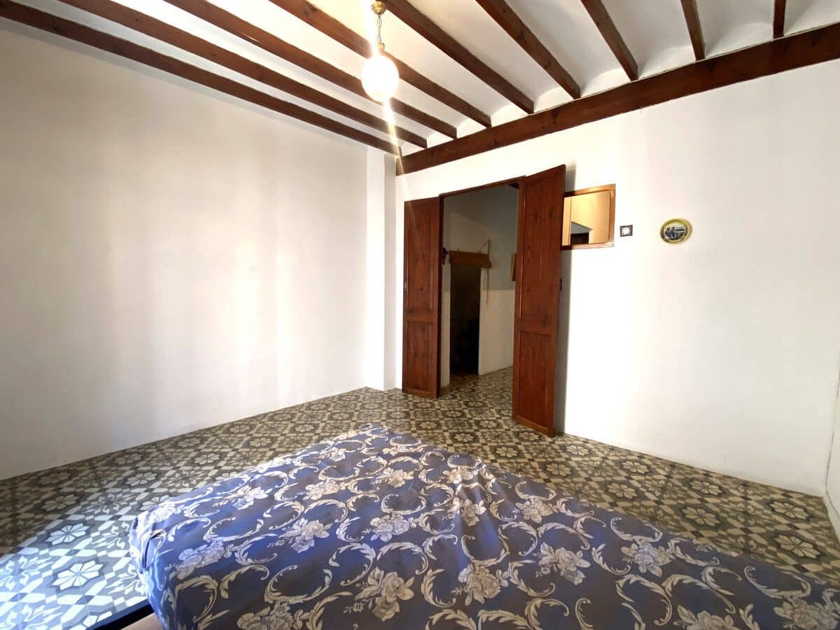 3 sovrum Hus till salu i Orba - 159 000 € (Ref: 8695487)