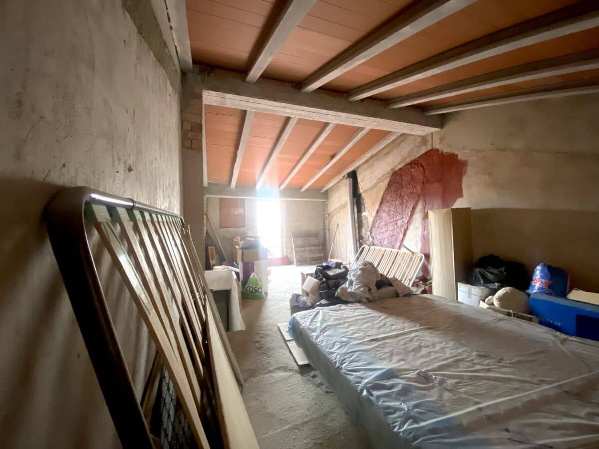 3 sovrum Hus till salu i Orba - 159 000 € (Ref: 8695487)