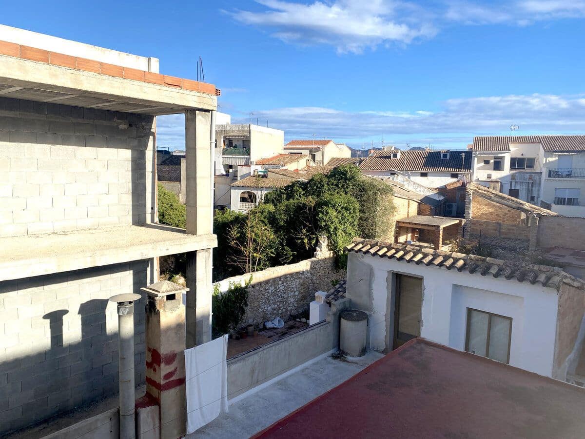 3 sovrum Hus till salu i Orba - 159 000 € (Ref: 8695487)