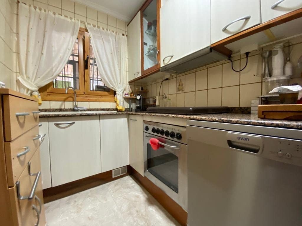 2 soveværelse Semi-Rækkehus til salg i Denia med swimmingpool garage - € 262.500 (Ref: 8695512)