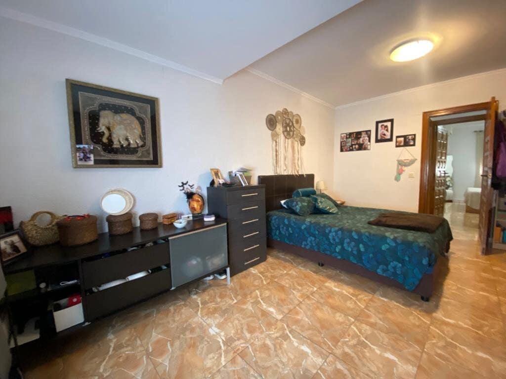 2 soveværelse Semi-Rækkehus til salg i Denia med swimmingpool garage - € 262.500 (Ref: 8695512)