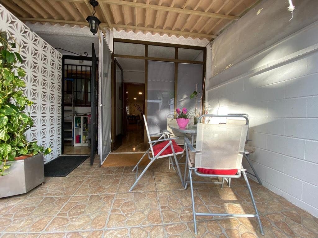 2 soveværelse Semi-Rækkehus til salg i Denia med swimmingpool garage - € 262.500 (Ref: 8695512)