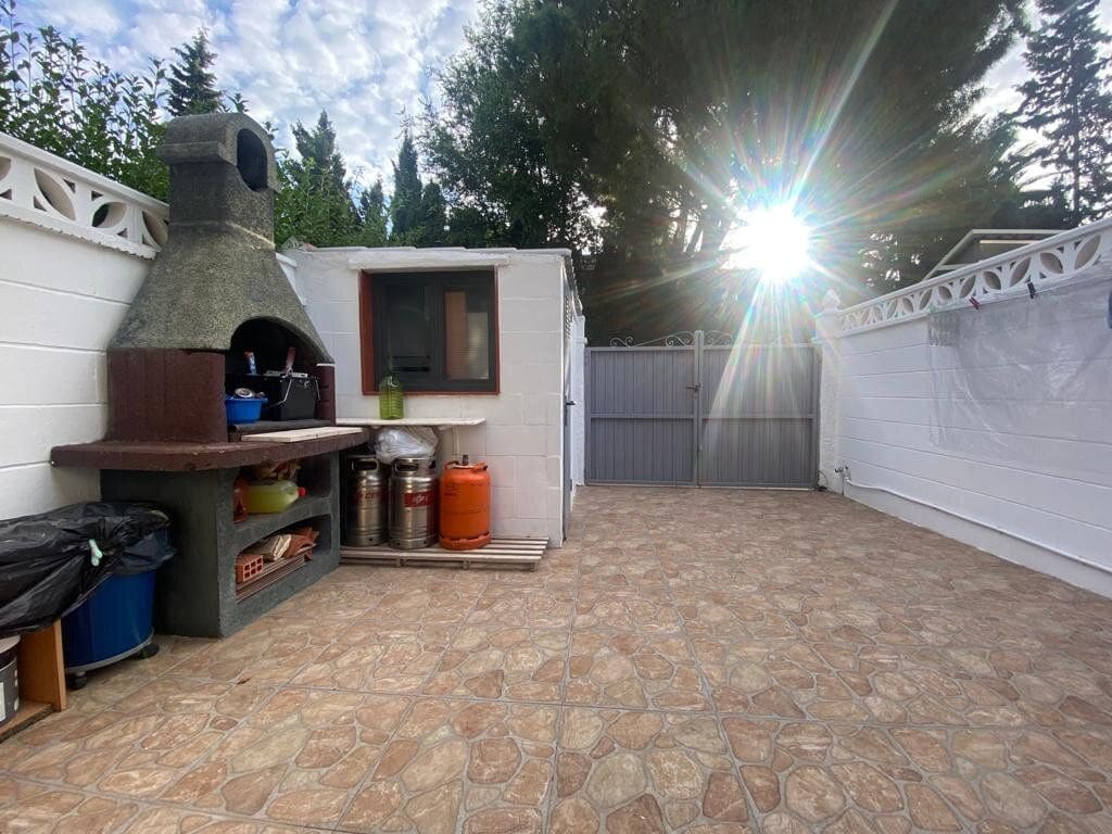 2 soveværelse Semi-Rækkehus til salg i Denia med swimmingpool garage - € 262.500 (Ref: 8695512)