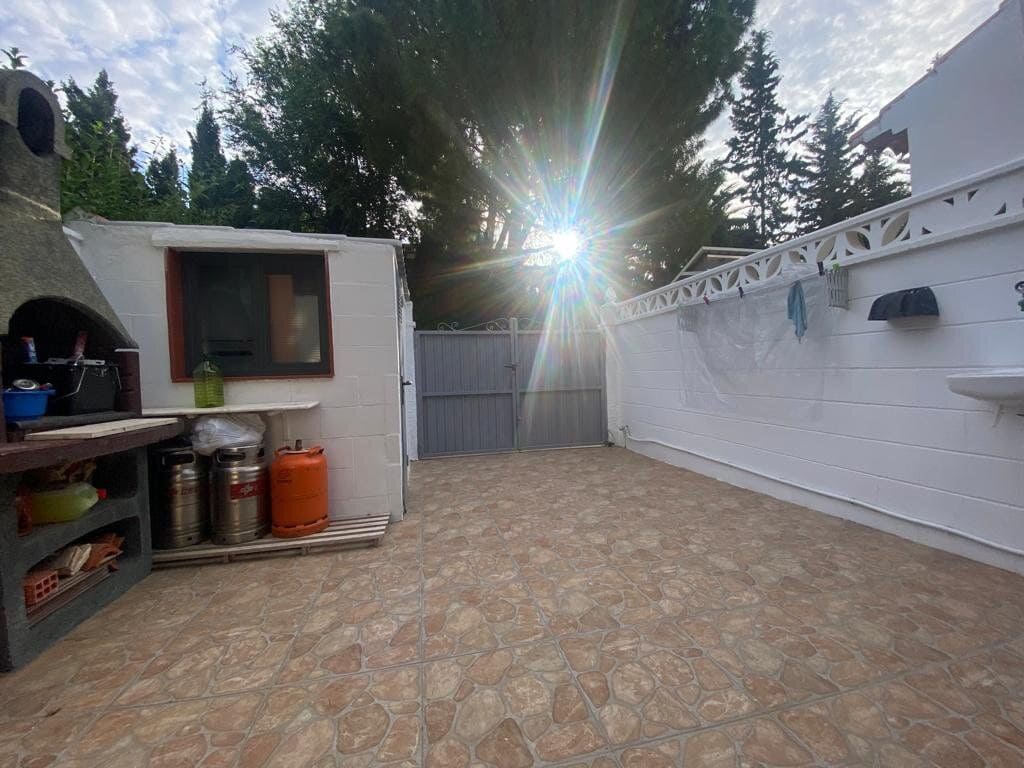 2 soveværelse Semi-Rækkehus til salg i Denia med swimmingpool garage - € 262.500 (Ref: 8695512)