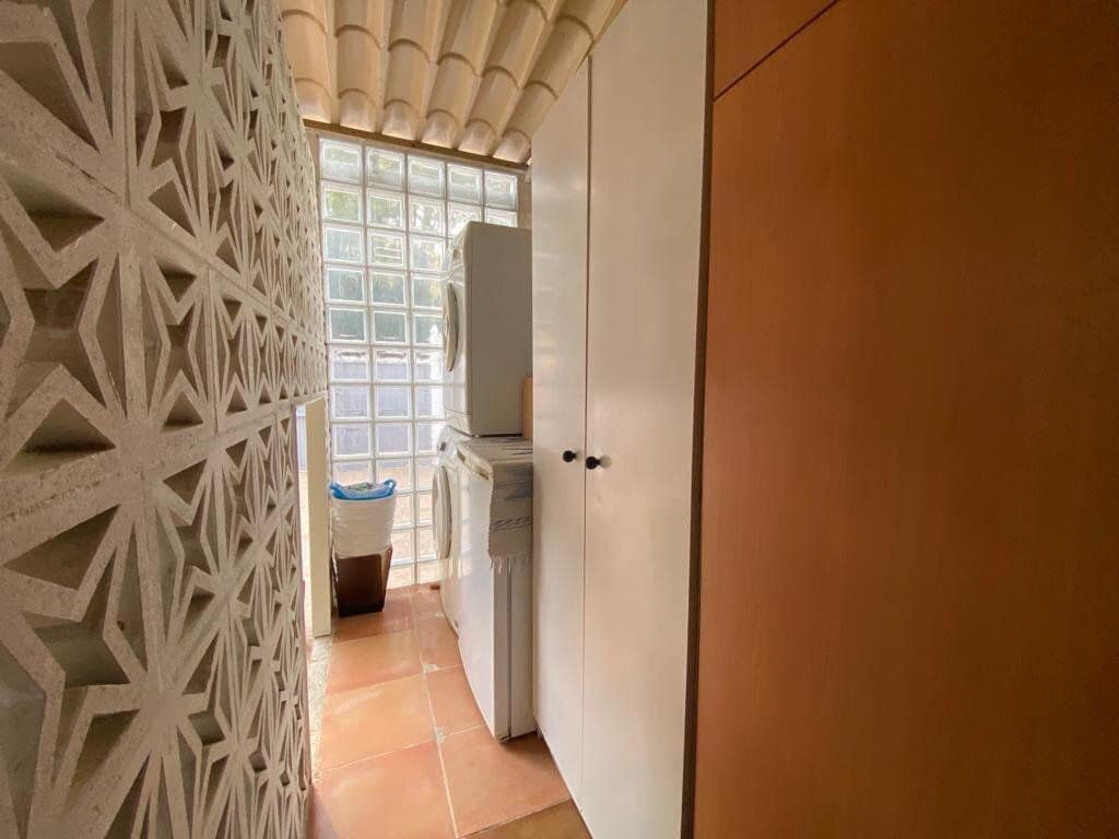 2 soveværelse Semi-Rækkehus til salg i Denia med swimmingpool garage - € 262.500 (Ref: 8695512)