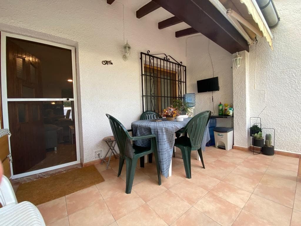 2 soveværelse Semi-Rækkehus til salg i Denia med swimmingpool garage - € 262.500 (Ref: 8695512)