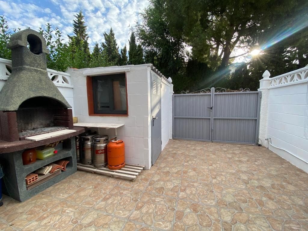 2 soveværelse Semi-Rækkehus til salg i Denia med swimmingpool garage - € 262.500 (Ref: 8695512)