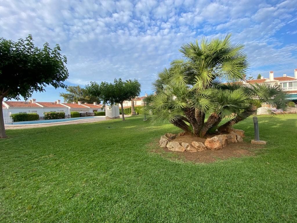 2 soveværelse Semi-Rækkehus til salg i Denia med swimmingpool garage - € 262.500 (Ref: 8695512)