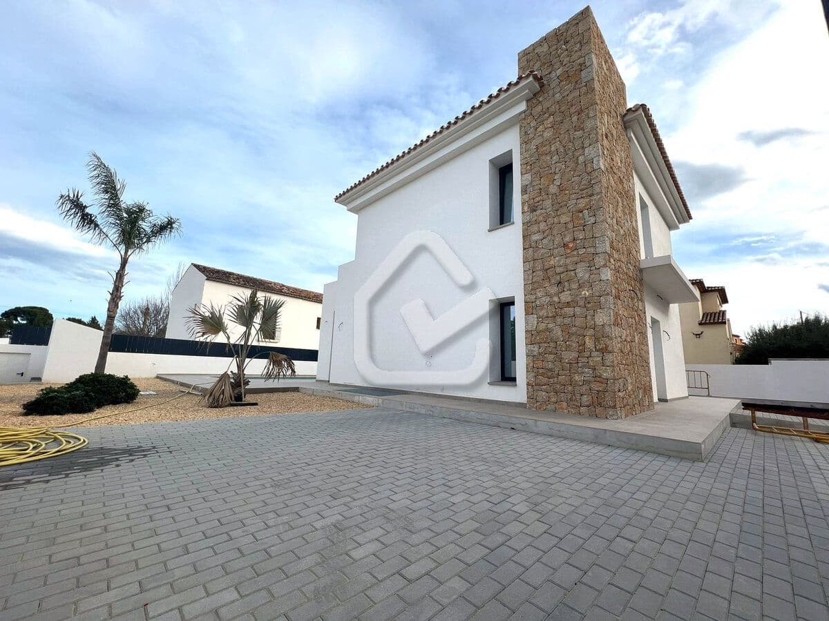 4 soverom Villa til salgs i Denia med svømmebasseng - € 1 200 000 (Ref: 8695516)