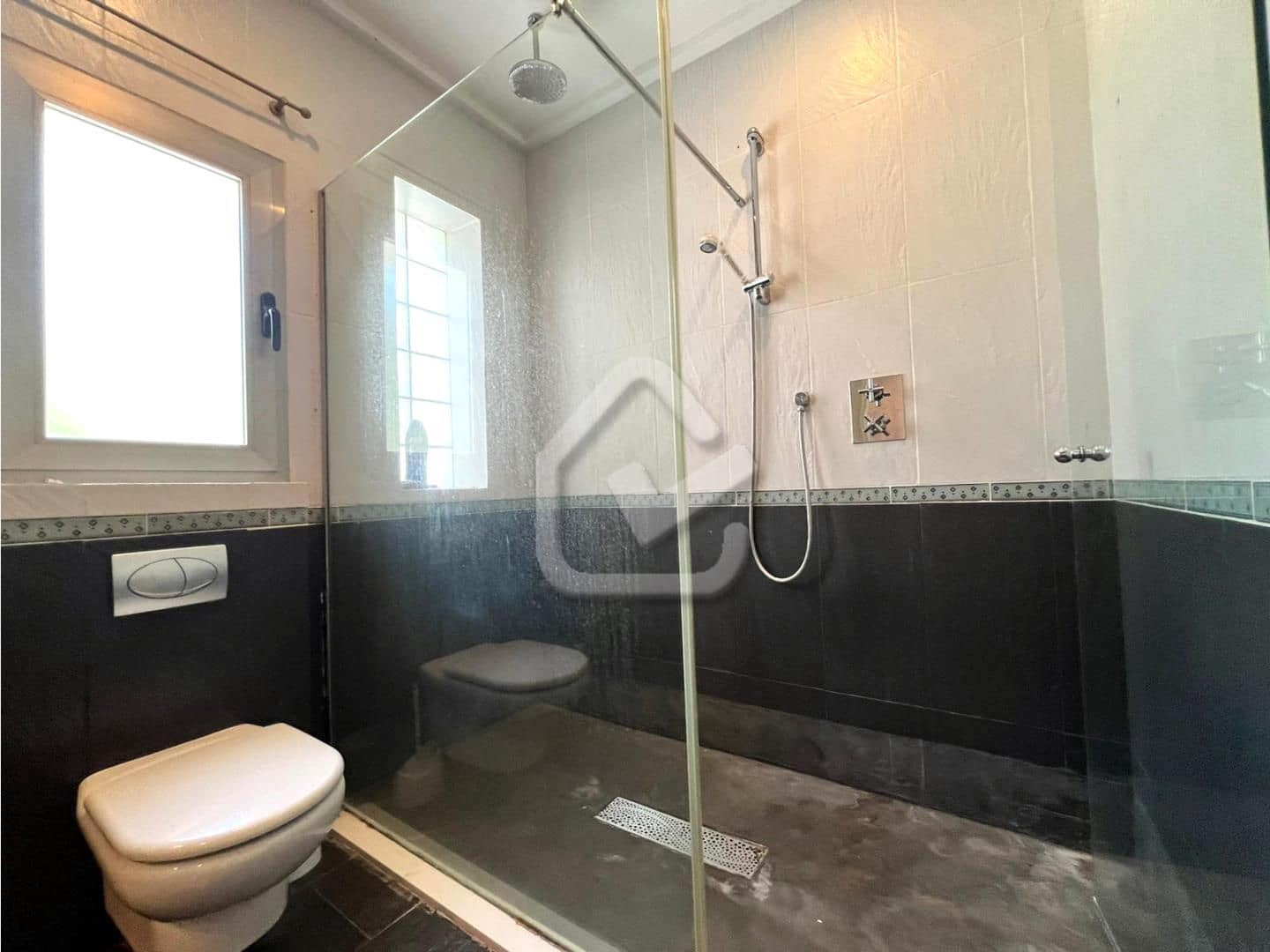 4 bedroom Villa for sale in Denia with pool - € 650,000 (Ref: 8695529)