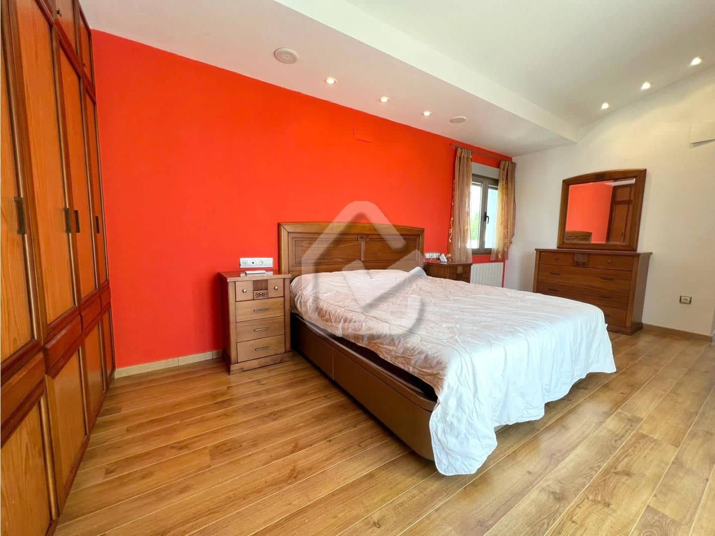 4 bedroom Villa for sale in Denia with pool - € 650,000 (Ref: 8695529)