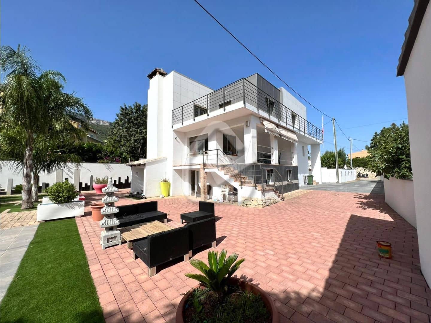 4 bedroom Villa for sale in Denia with pool - € 650,000 (Ref: 8695529)