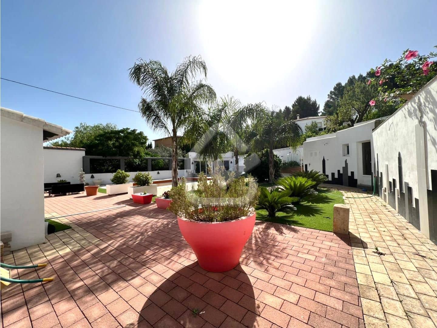 4 bedroom Villa for sale in Denia with pool - € 650,000 (Ref: 8695529)
