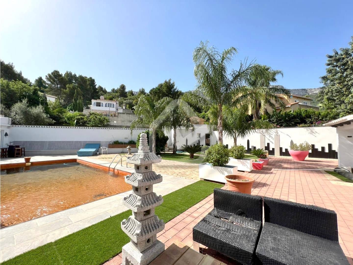 4 bedroom Villa for sale in Denia with pool - € 650,000 (Ref: 8695529)