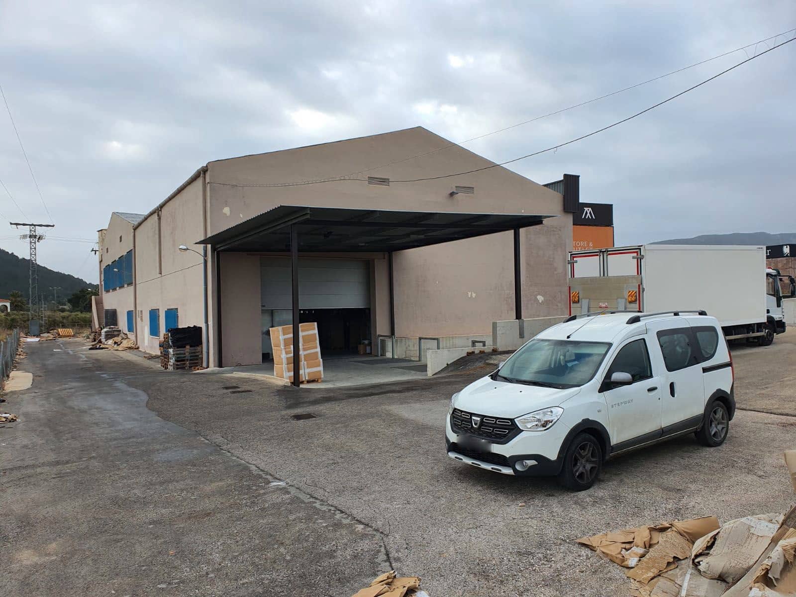 Kommersiell til salgs i Pedreguer - € 1 800 000 (Ref: 8695549)