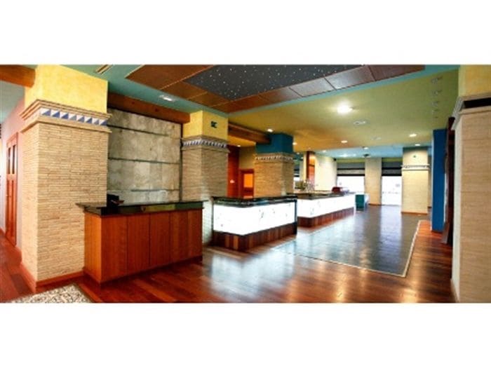 Komercyjne na sprzedaż w Denia - 735 000 € (Ref: 8695585)