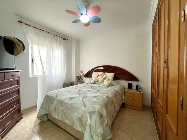 3 soveværelse Lejlighed til salg i Centro Urbano, Dénia - € 219.000 (Ref: 8799938)