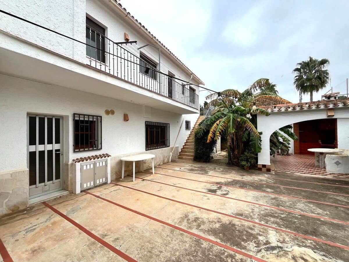 6 soverom Villa til salgs i Denia med svømmebasseng - € 890 000 (Ref: 8826288)