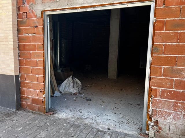 Kantoor te huur in Saladar, Dénia - € 900 (Ref: 8875158)