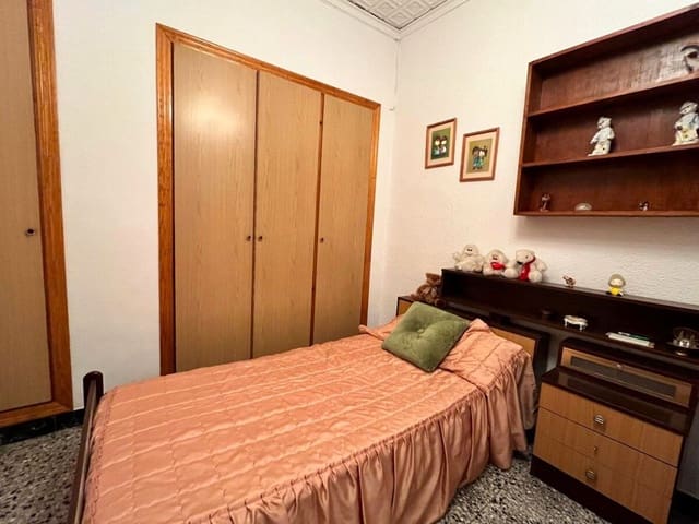 4 soveværelse Byhus til salg i Pedreguer - € 150.000 (Ref: 9058633)