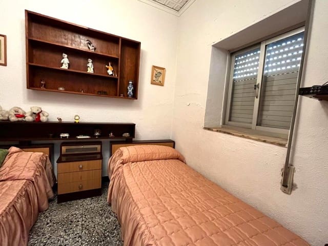 4 soveværelse Byhus til salg i Pedreguer - € 150.000 (Ref: 9058633)