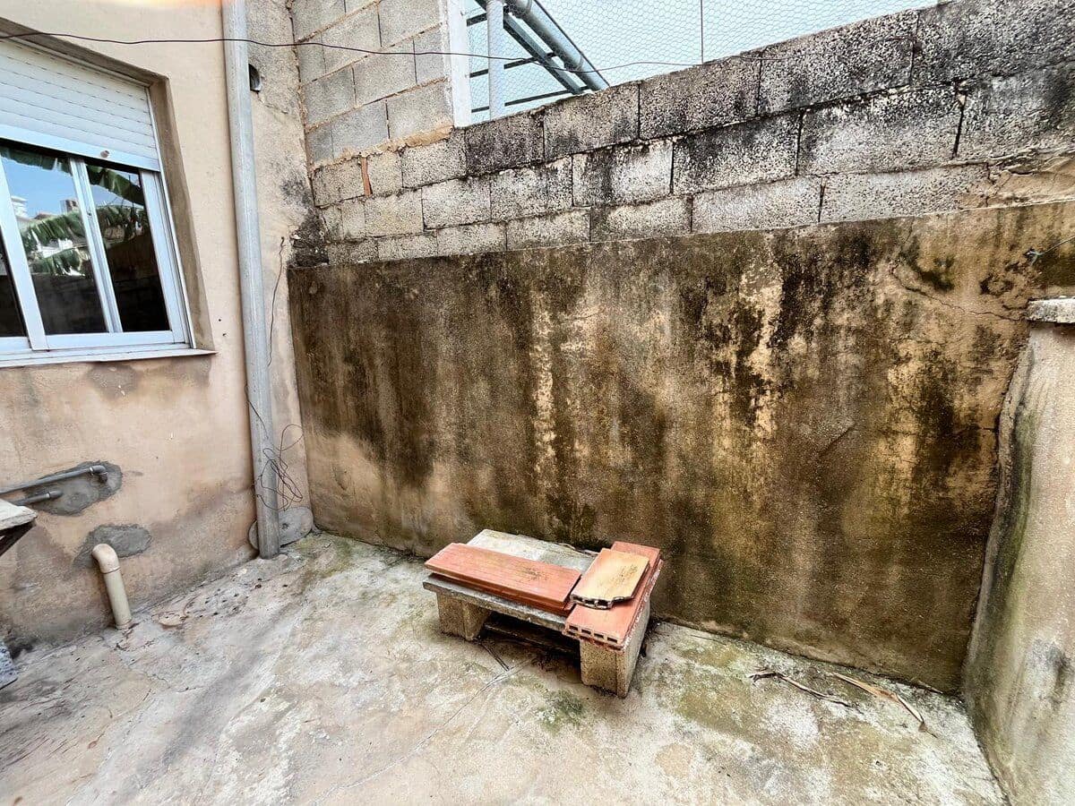 4 soveværelse Byhus til salg i Pedreguer - € 150.000 (Ref: 9058633)