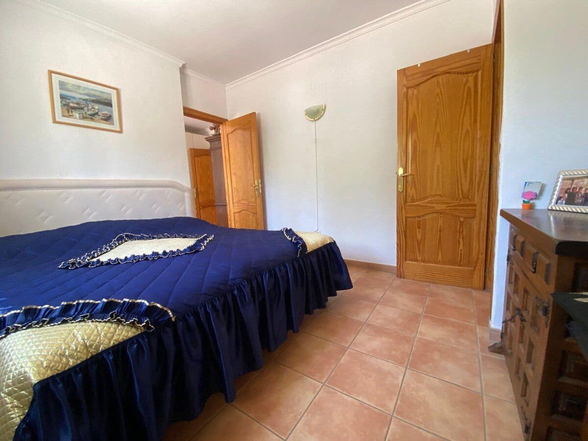 5 makuuhuone Huvila myytävänä paikassa Els Poblets mukana uima-altaan 
autotalli - 765 000 € (Ref: 9072584)