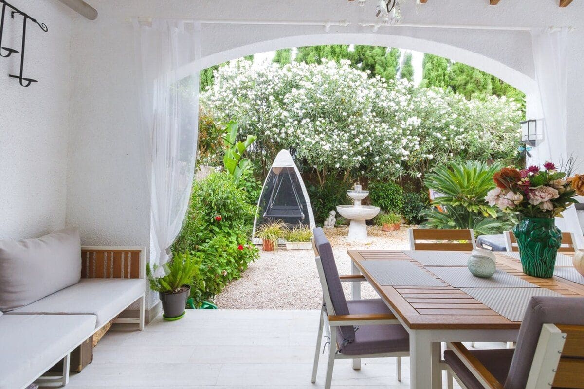 4 soveværelse Byhus til salg i Pedreguer med swimmingpool - € 315.000 (Ref: 9082796)