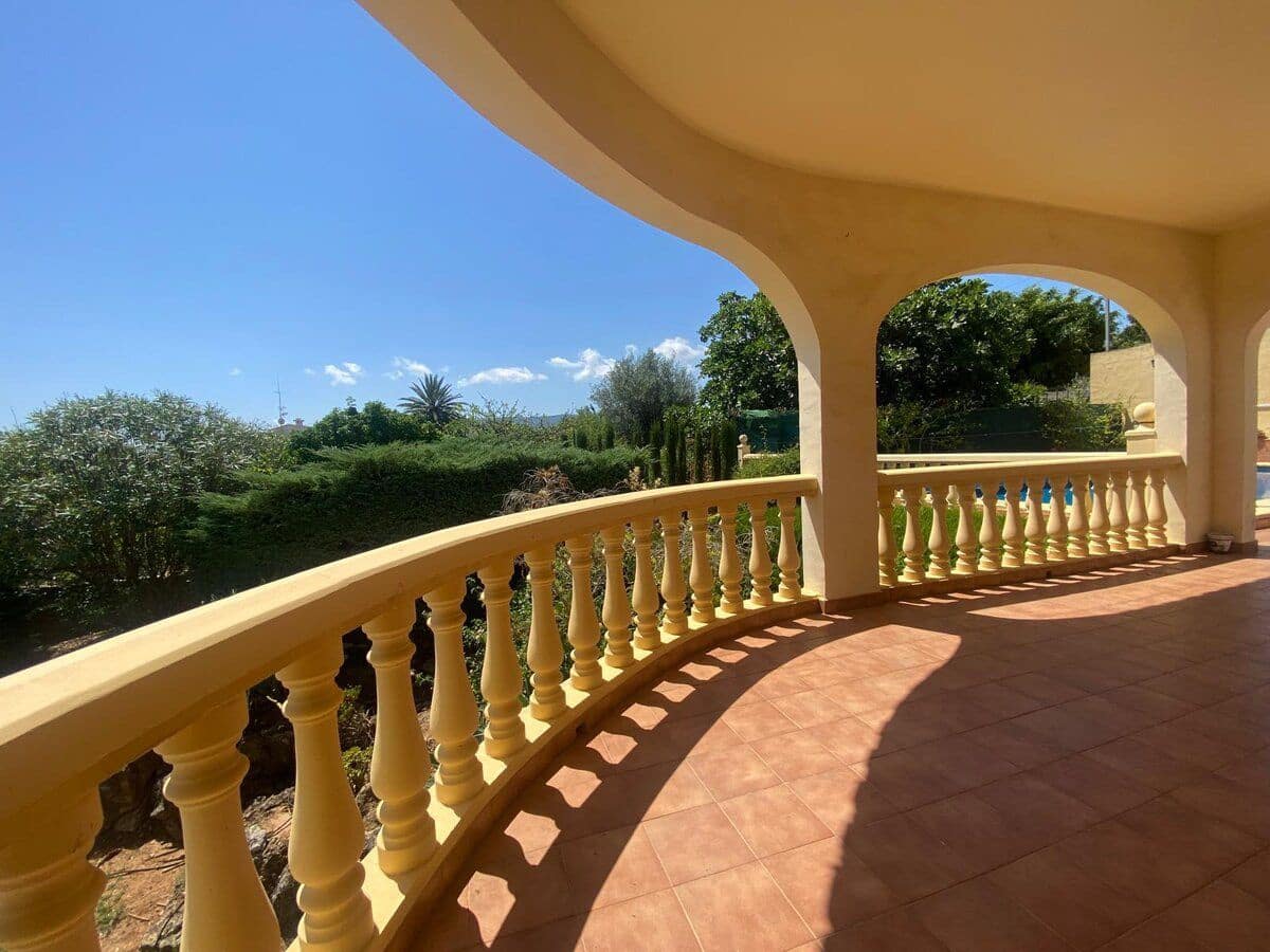 4 soveværelse Villa til salg i Beniarbeig med swimmingpool - € 495.000 (Ref: 9127030)