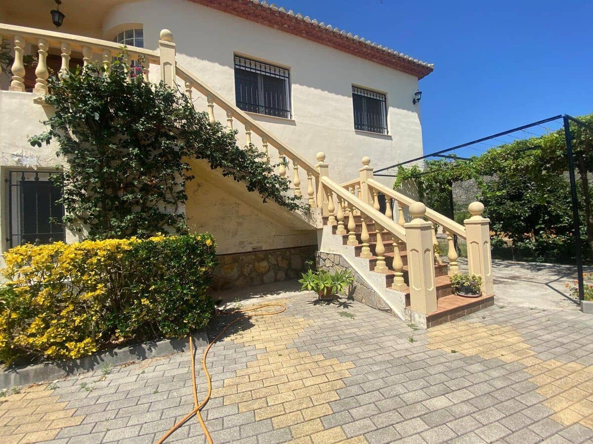 4 soveværelse Villa til salg i Beniarbeig med swimmingpool - € 495.000 (Ref: 9127030)