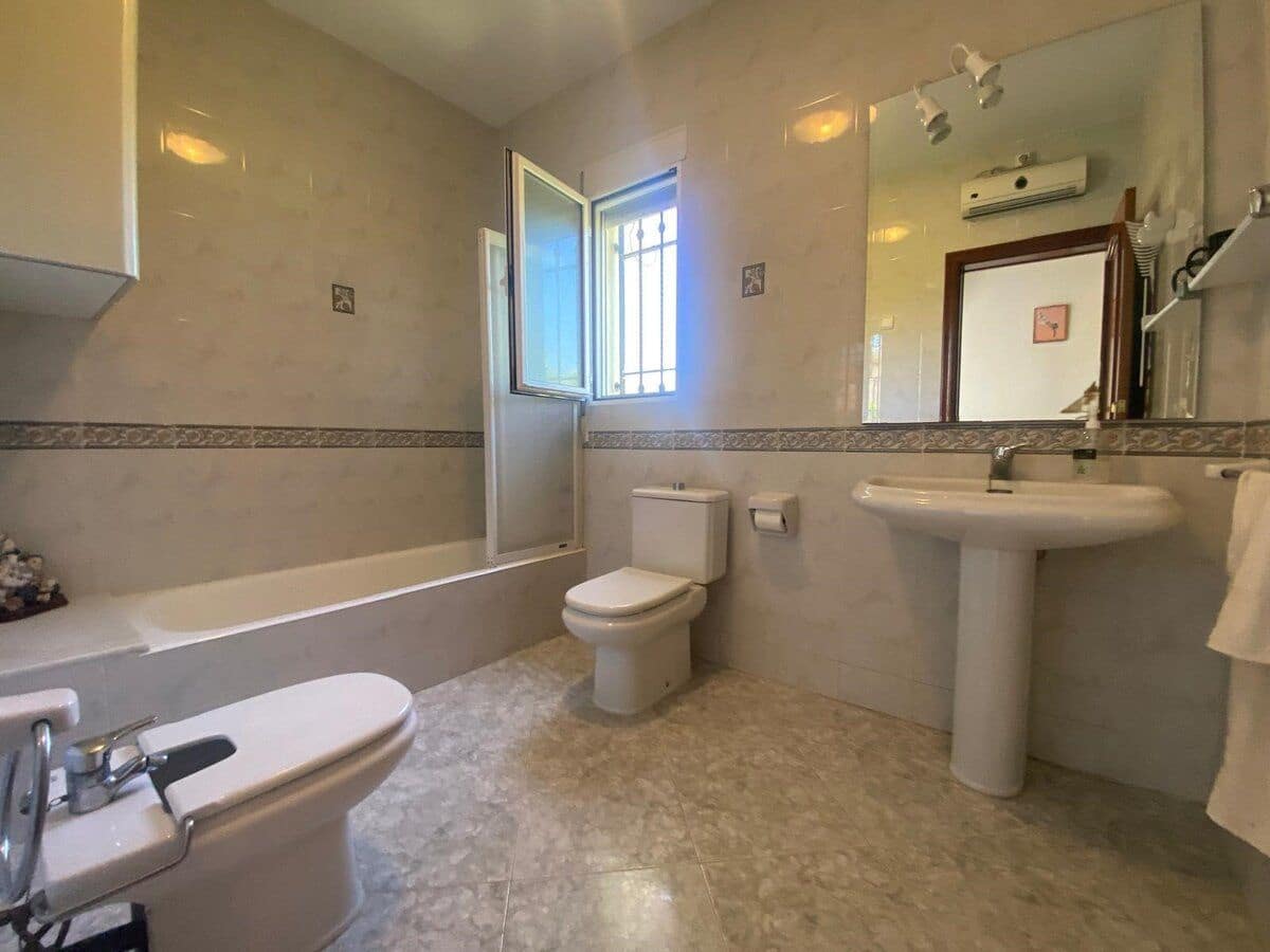 4 soveværelse Villa til salg i Beniarbeig med swimmingpool - € 495.000 (Ref: 9127030)