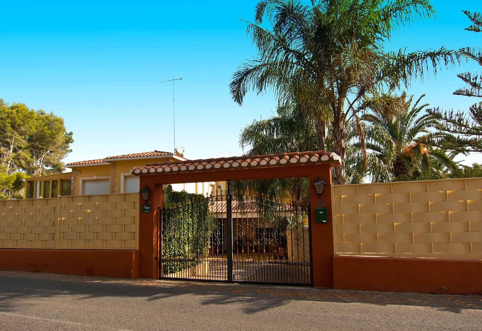 4 soveværelse Villa til leje i Denia med swimmingpool garage - € 2.800 (Ref: 9229114)