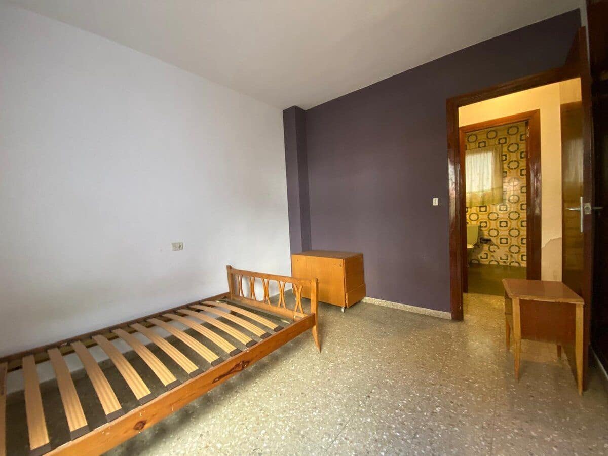 4 soveværelse Lejlighed til salg i Denia - € 265.000 (Ref: 9283542)