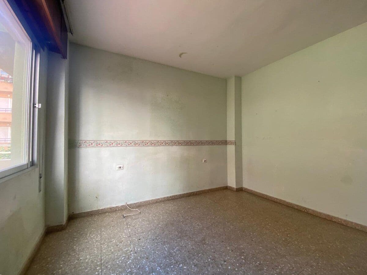 4 soveværelse Lejlighed til salg i Denia - € 265.000 (Ref: 9283542)