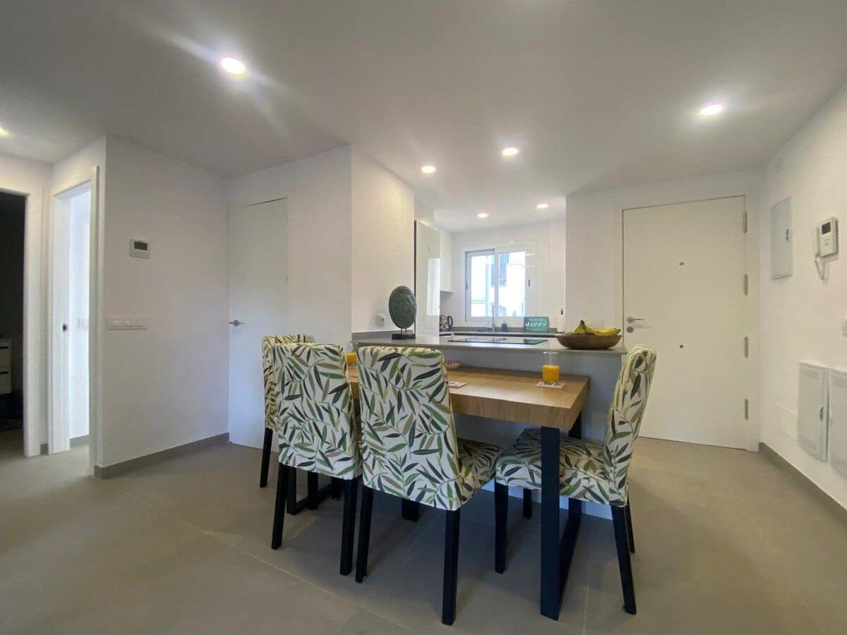 Piso de 2 habitaciones en Dénia en venta con piscina - 379.000 € (Ref: 9325515)