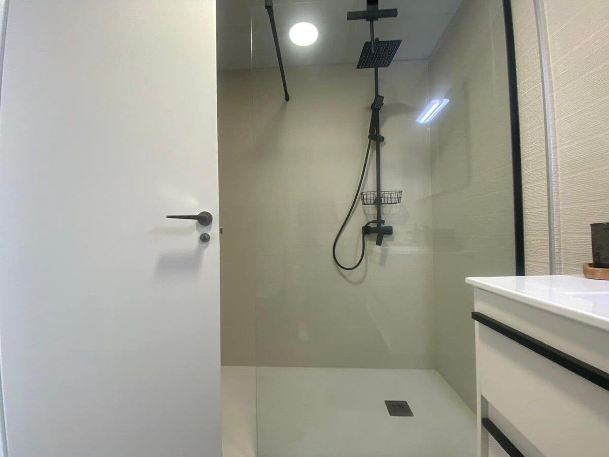 Piso de 2 habitaciones en Dénia en venta con piscina - 379.000 € (Ref: 9325515)