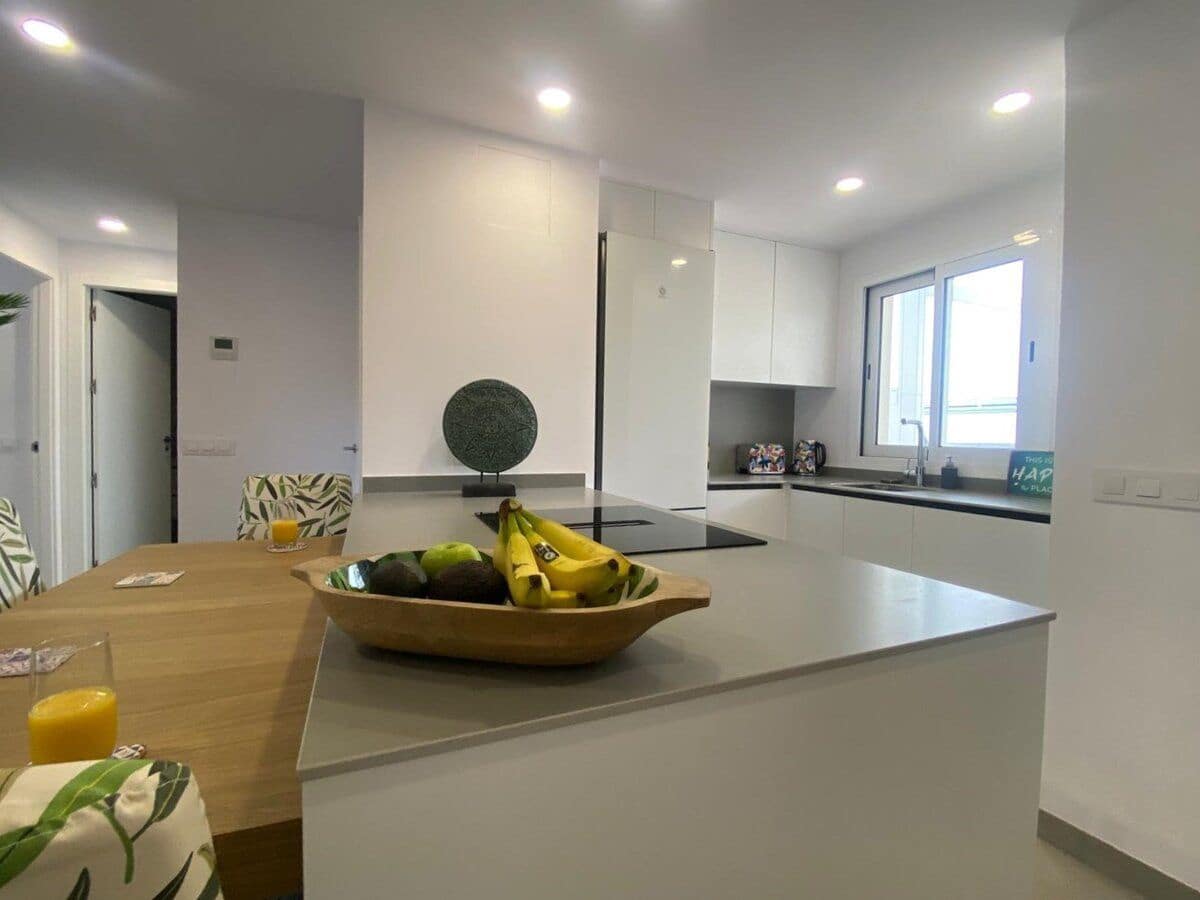 2 bedroom Flat for sale in Denia with pool - € 379,000 (Ref: 9325515)