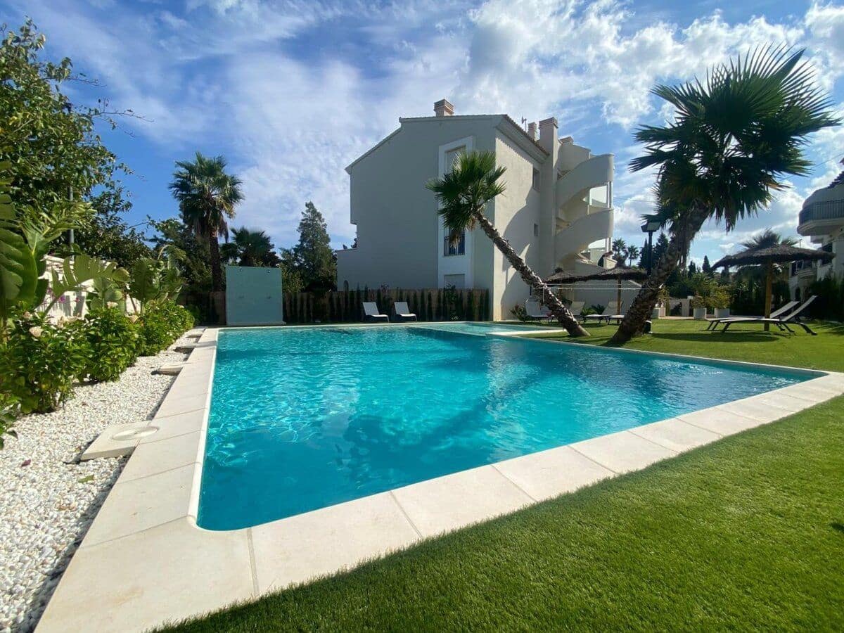 2 bedroom Flat for sale in Denia with pool - € 379,000 (Ref: 9325515)