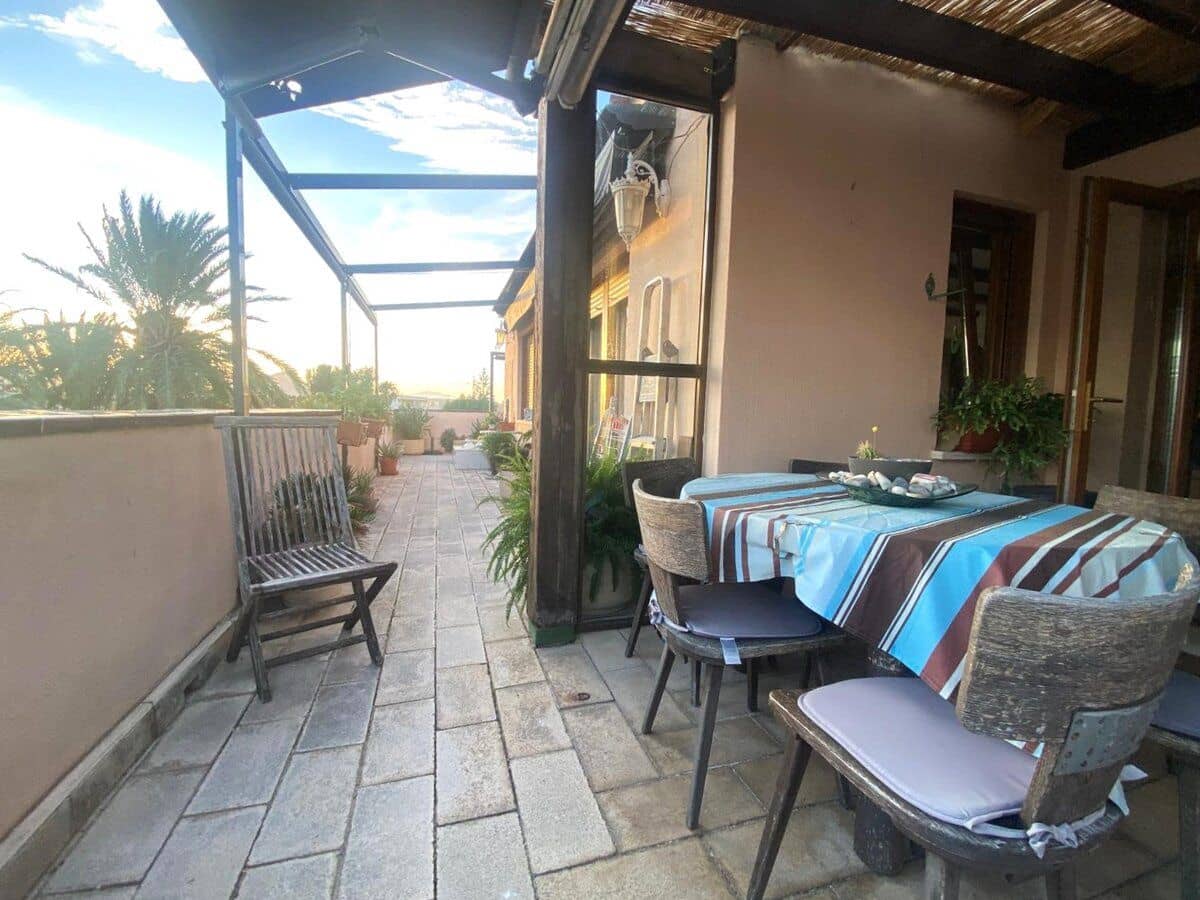 2 makuuhuone Kattohuoneisto myytävänä paikassa Denia mukana uima-altaan - 477 000 € (Ref: 9357882)