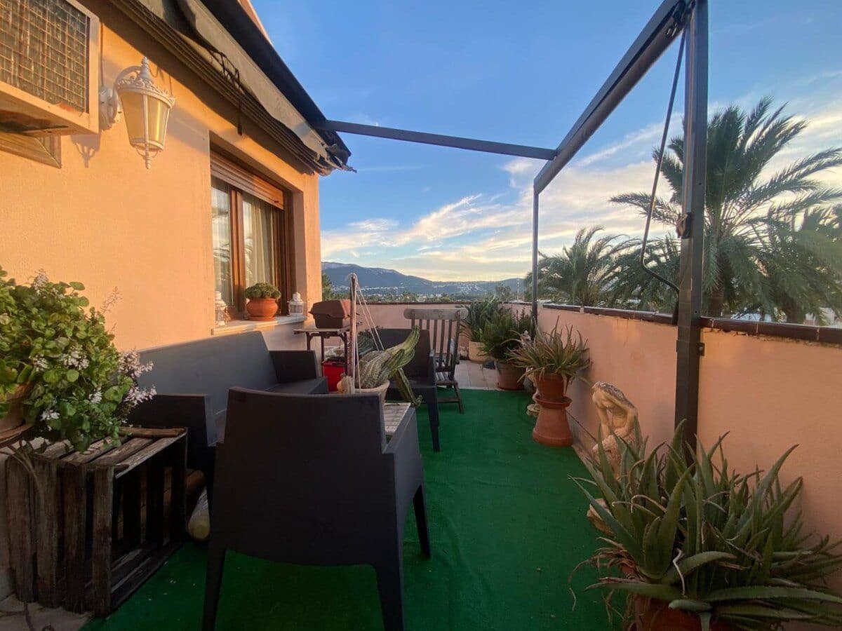 2 makuuhuone Kattohuoneisto myytävänä paikassa Denia mukana uima-altaan - 477 000 € (Ref: 9357882)