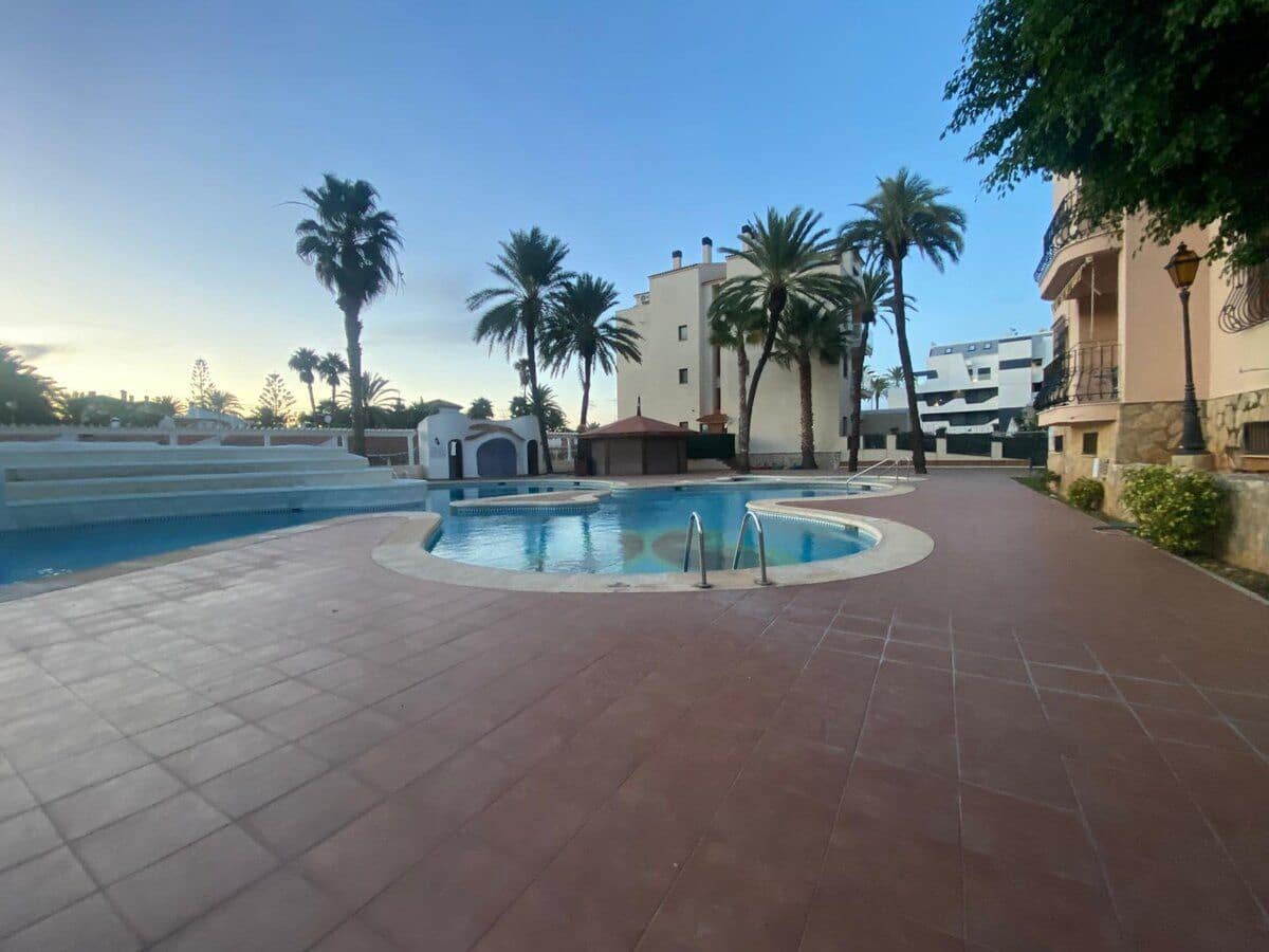 2 makuuhuone Kattohuoneisto myytävänä paikassa Denia mukana uima-altaan - 477 000 € (Ref: 9357882)